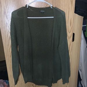 Forest Green Woman’s Cardigan